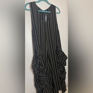 TRANSPARENTE BLACK LABEL LONG DRESS.DESIGNED IN FRANCE. HIGH END FABRIC. L/XL.